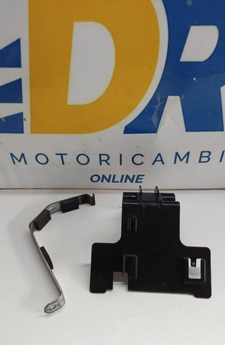 Staffa batteria yamaha max - batteria, x-max
